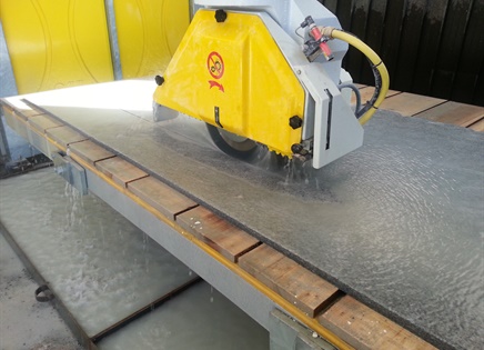 img/pavimenti su misura.jpg